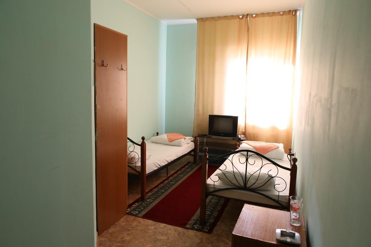 Hotel Alkuat Astana Exterior photo