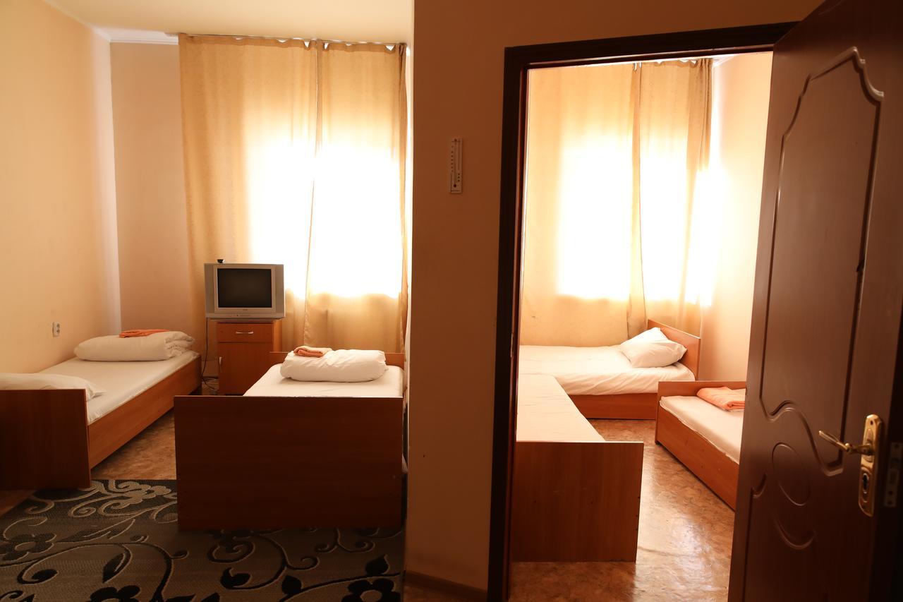 Hotel Alkuat Astana Exterior photo