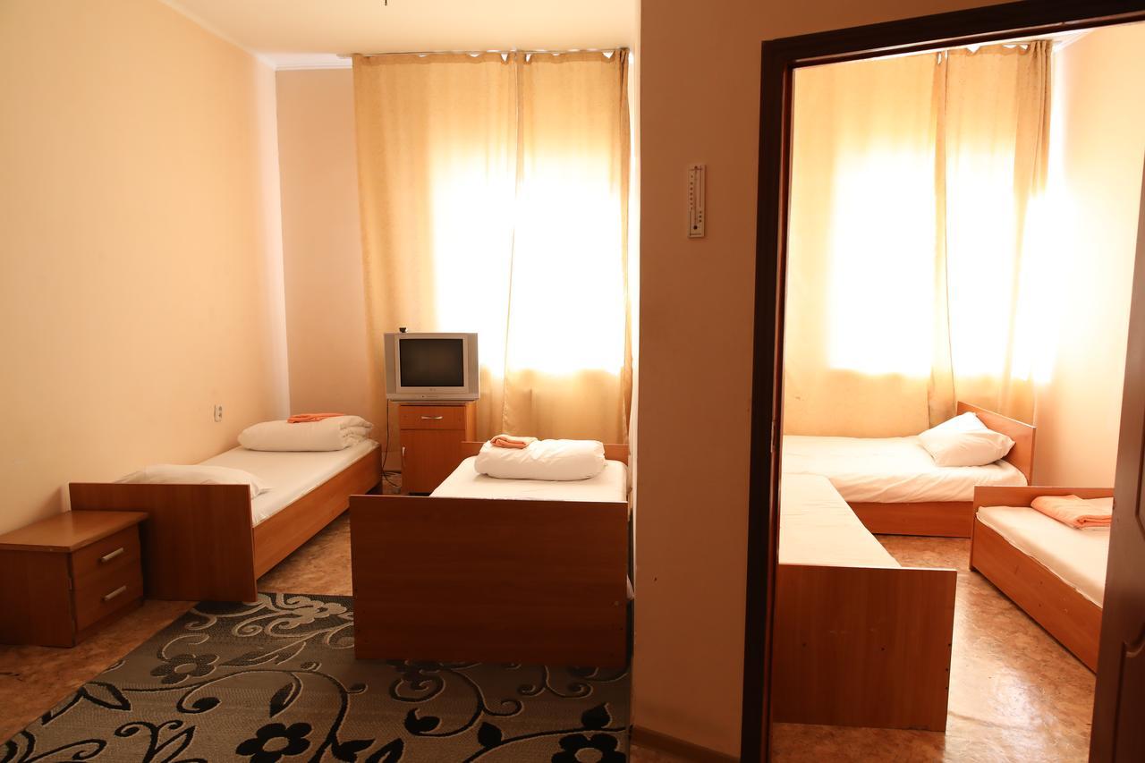 Hotel Alkuat Astana Exterior photo